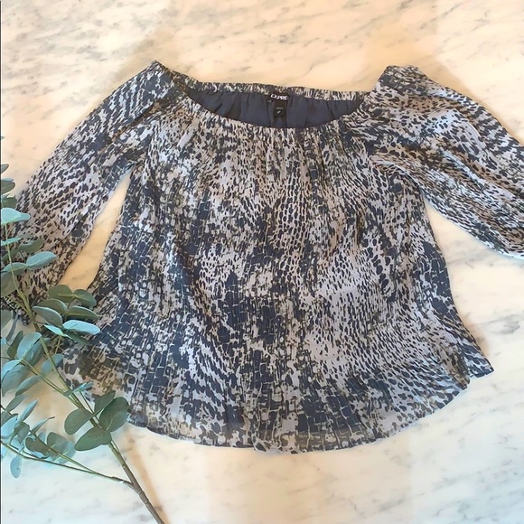 Express Tops - NWT Express off shoulder top